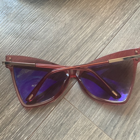 Tom ford Tallulah Pink butterfly - Picture 3 of 6